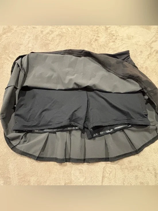 lululemon athletica Black Camo Pleated Tennis Skort - Picture 4 of 6